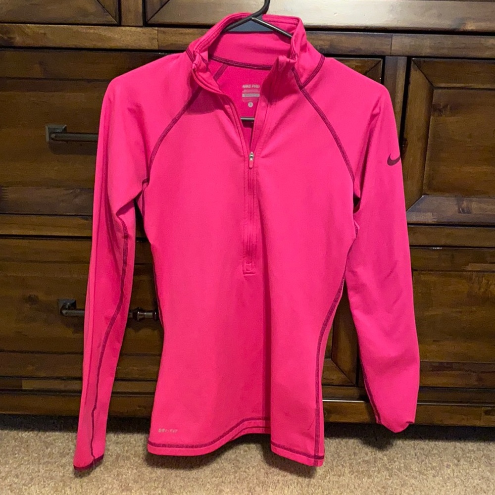 Nike pullover